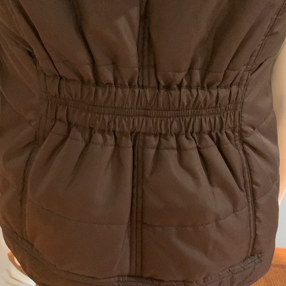 Vanity Brown Puffer Vest with Faux Fur Lining and Hat • Size Small - Picture 7 of 12